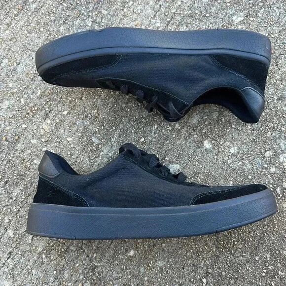 Kizik Prague Men’s Black Canvas Suede Sz 11.5 - Picture 1 of 12